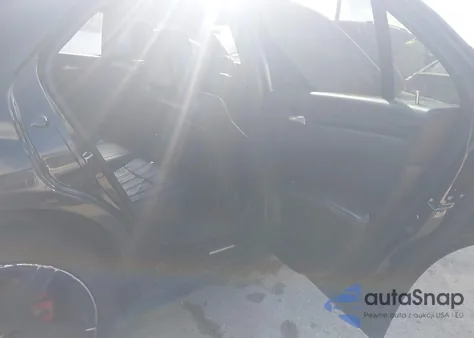 2013 Chrysler 300 300S from USA, damaged, VIN 2C3CCABT6DH608418